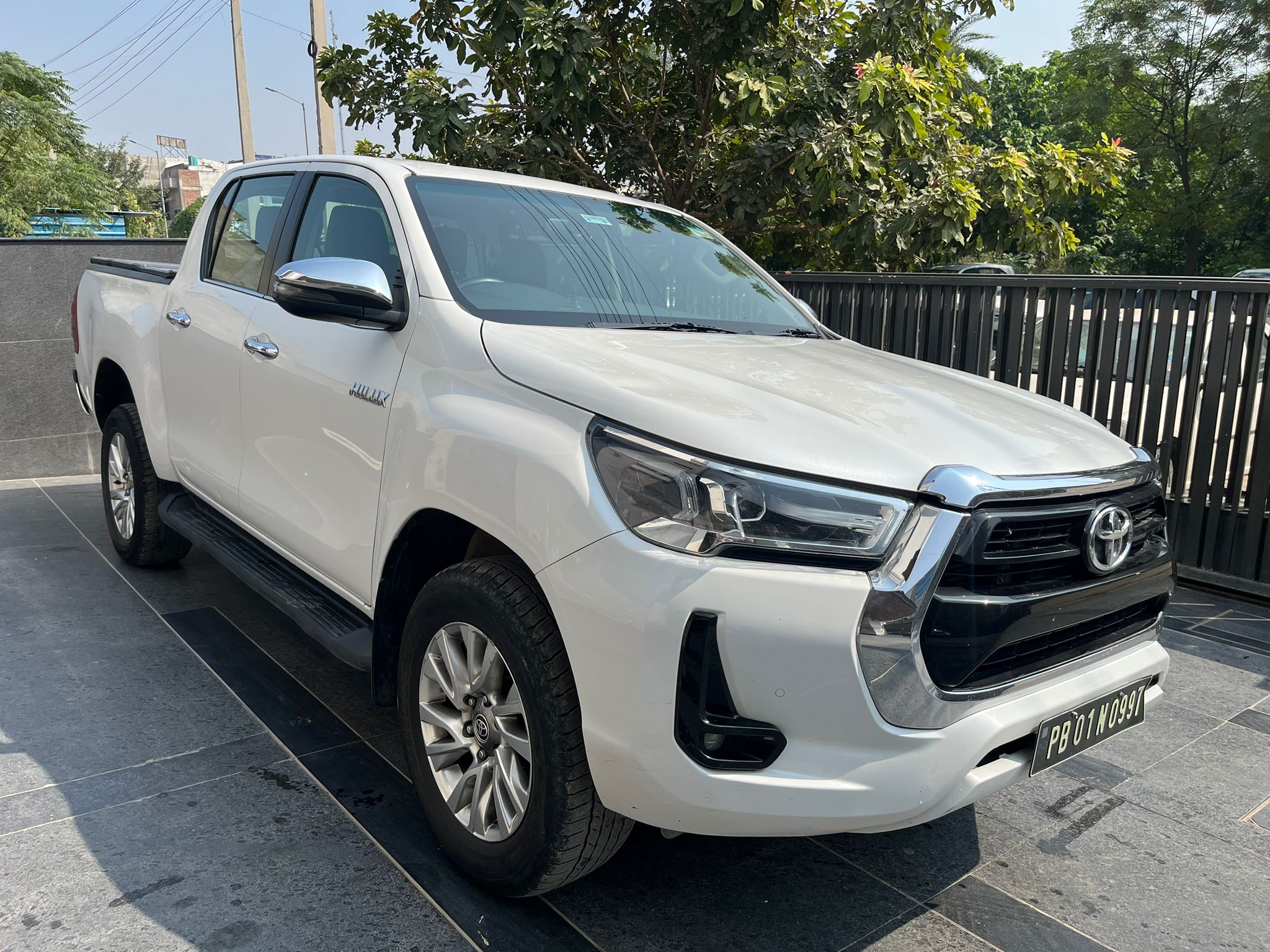 self drive car rental in Chandigarh